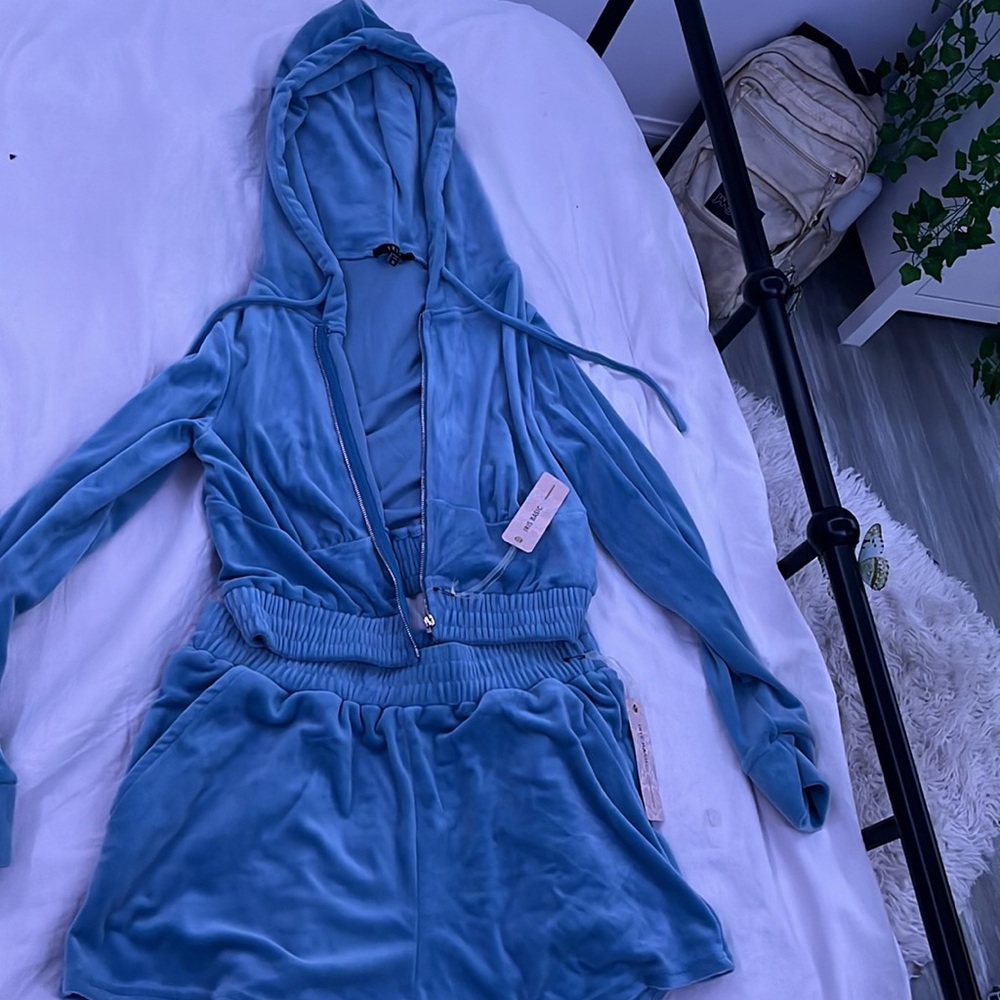 Blue Velvet Iris Y2K Tracksuit Size (S/M) *BRAND NEW*